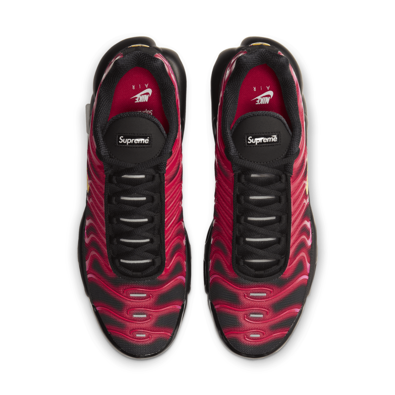 Data de llançament de les Air Max Plus x Supreme "Fire Pink"