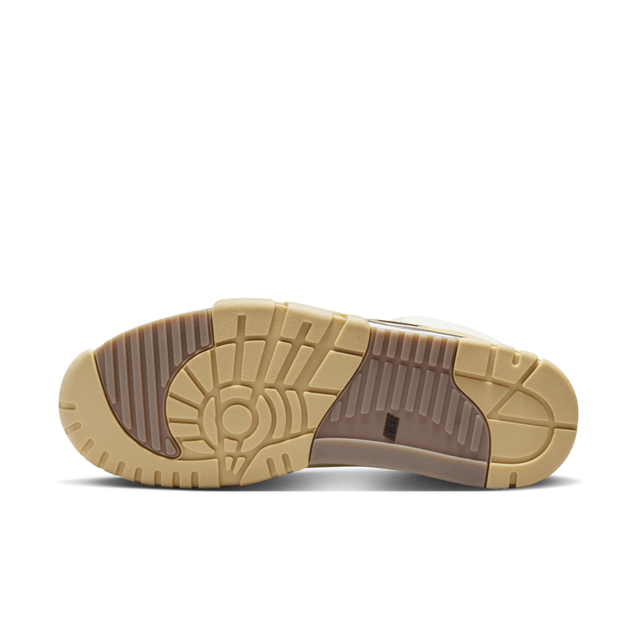 Fecha de lanzamiento del Air Trainer 1 "Wheat Gold" (DV7201-100)