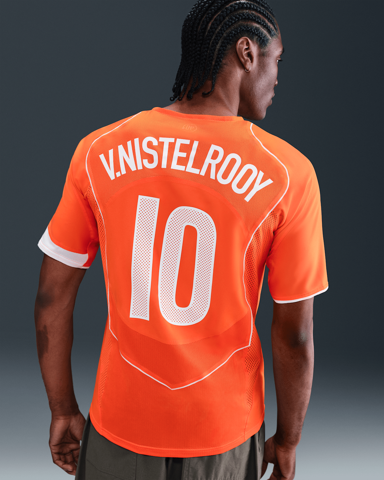 【NIKE公式】Netherlands 2004 Total 90 Reissue Apparel Collection