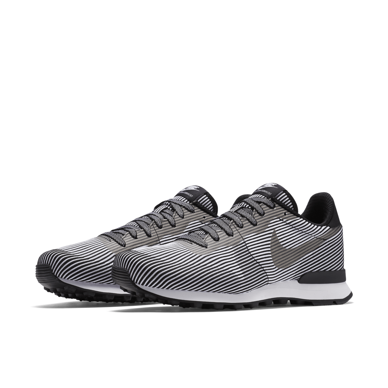 INTERNATIONALIST JACQUARD