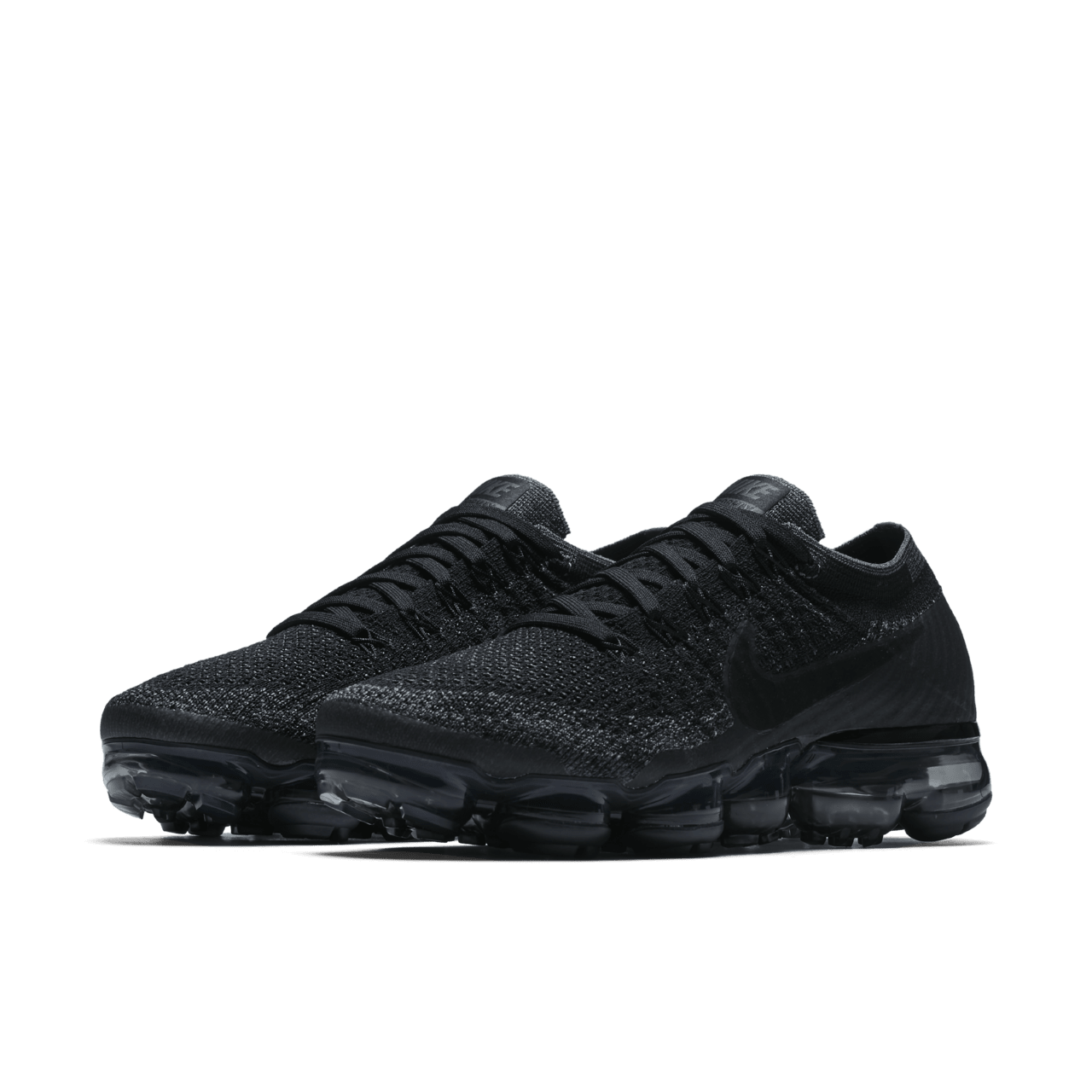 Nike black vapormax hotsell