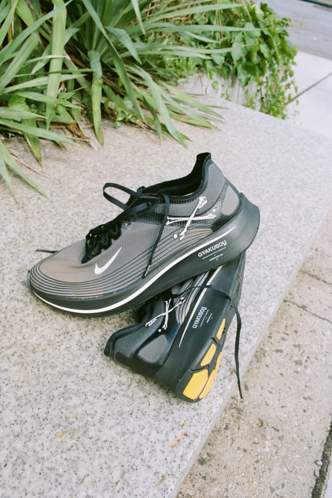 Nike Zoom Fly Gyakusou 'Black & Sail & Mineral Yellow' Release Date