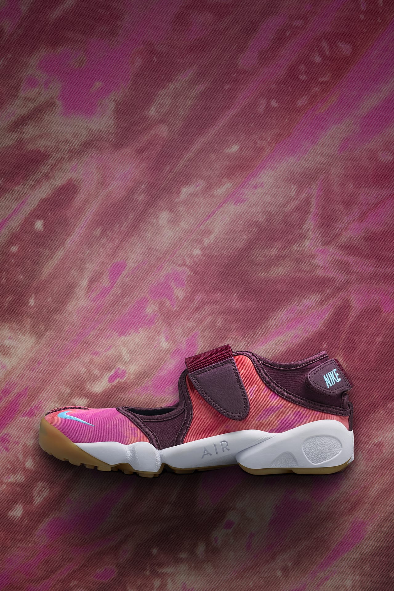 WMNS AIR RIFT