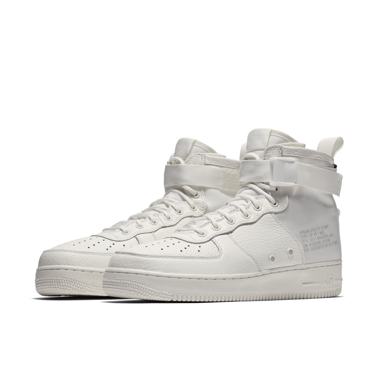 ナイキ SB AF-1 MID 'Triple Ivory'. Nike SNKRS