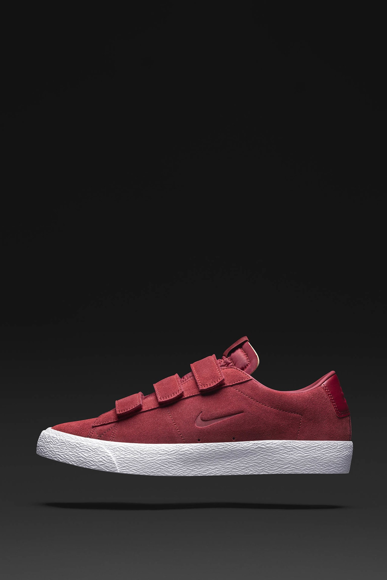 Nike SB Blazer AC Numbers Team Red. Nike SNKRS