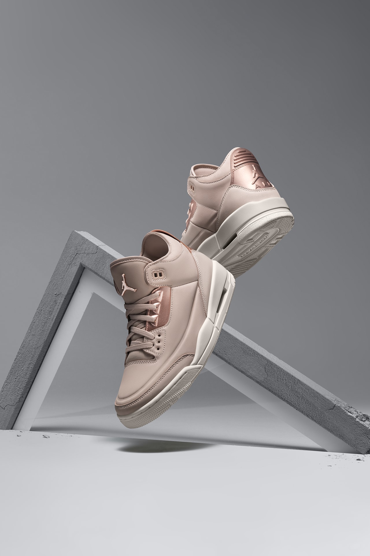 Jordan 3 fashion beige womens