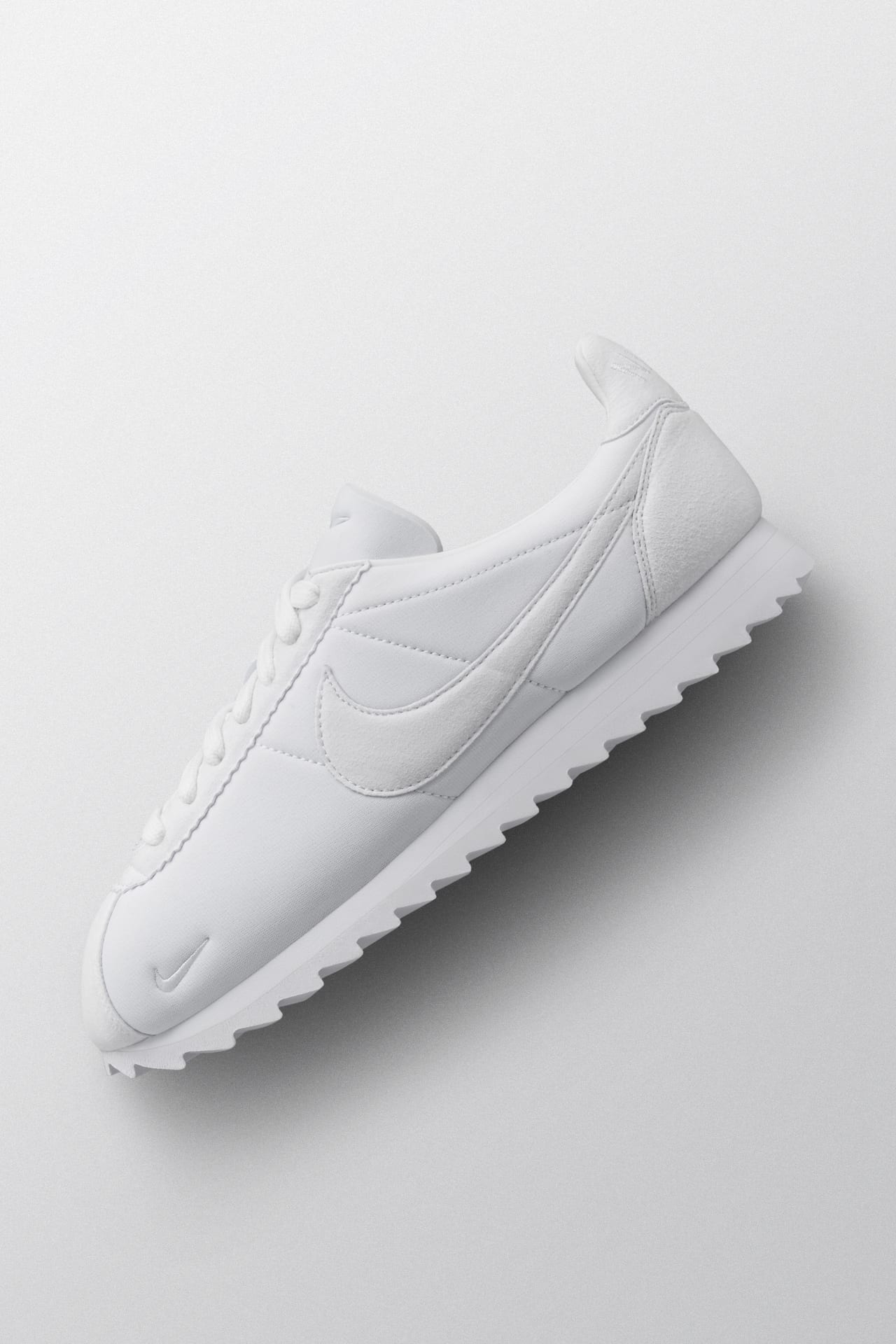 Nike Classic Cortez Shark Low 'Triple White'