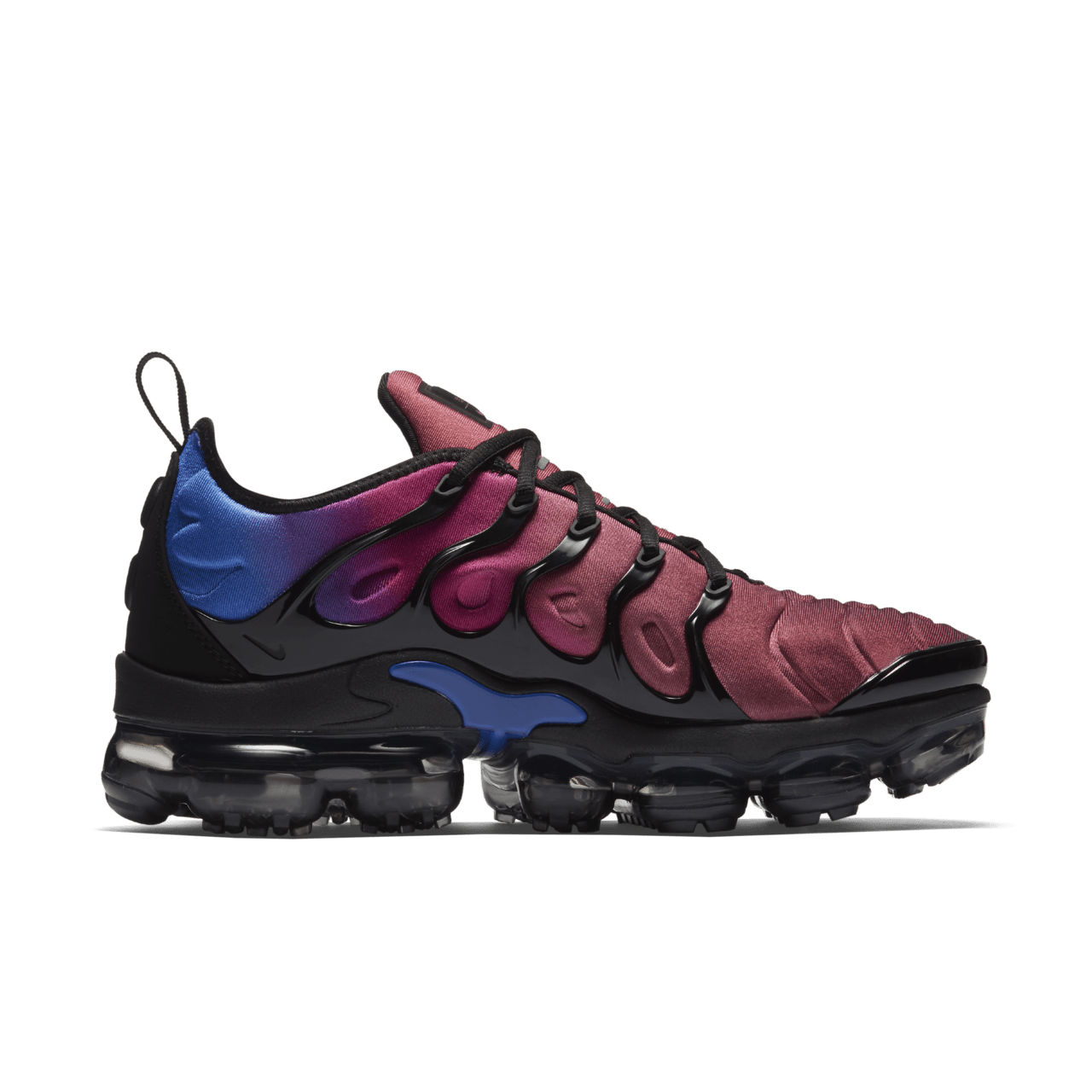 Nike vapormax plus black red hotsell