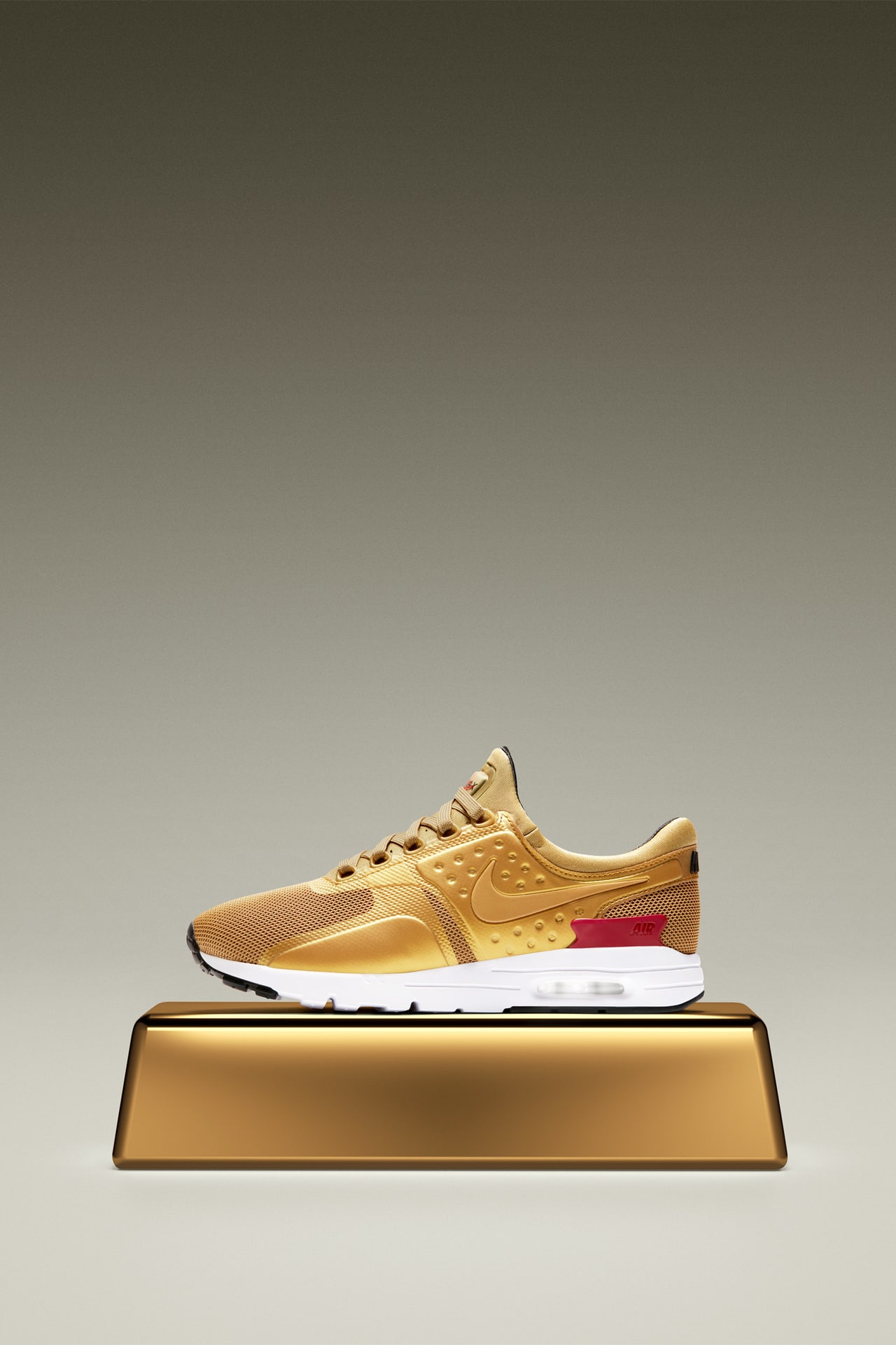 Women s Nike Air Max Zero Metallic Gold Release Date. Nike SNKRS