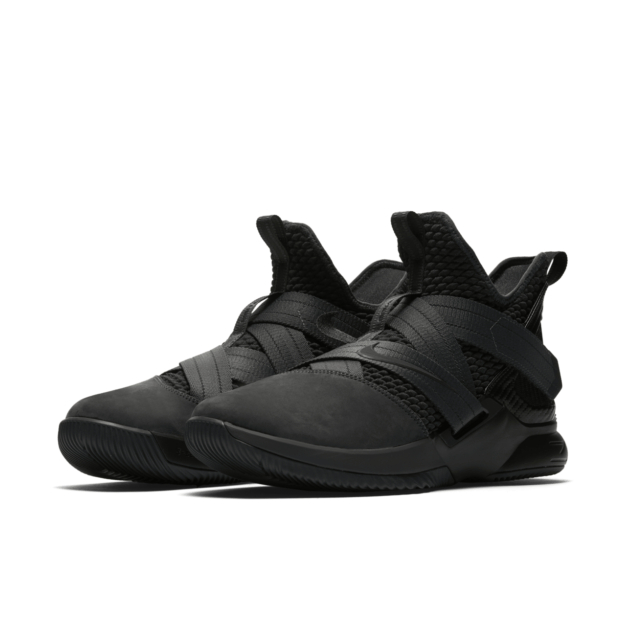 Lebron soldier 12 blackout online