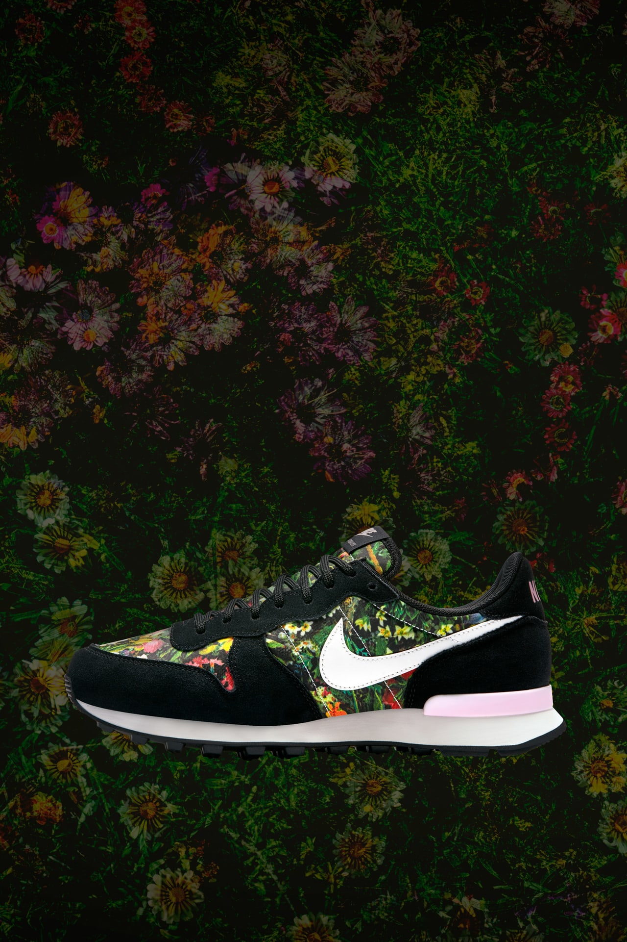 Nike internationalist floral trainers hotsell