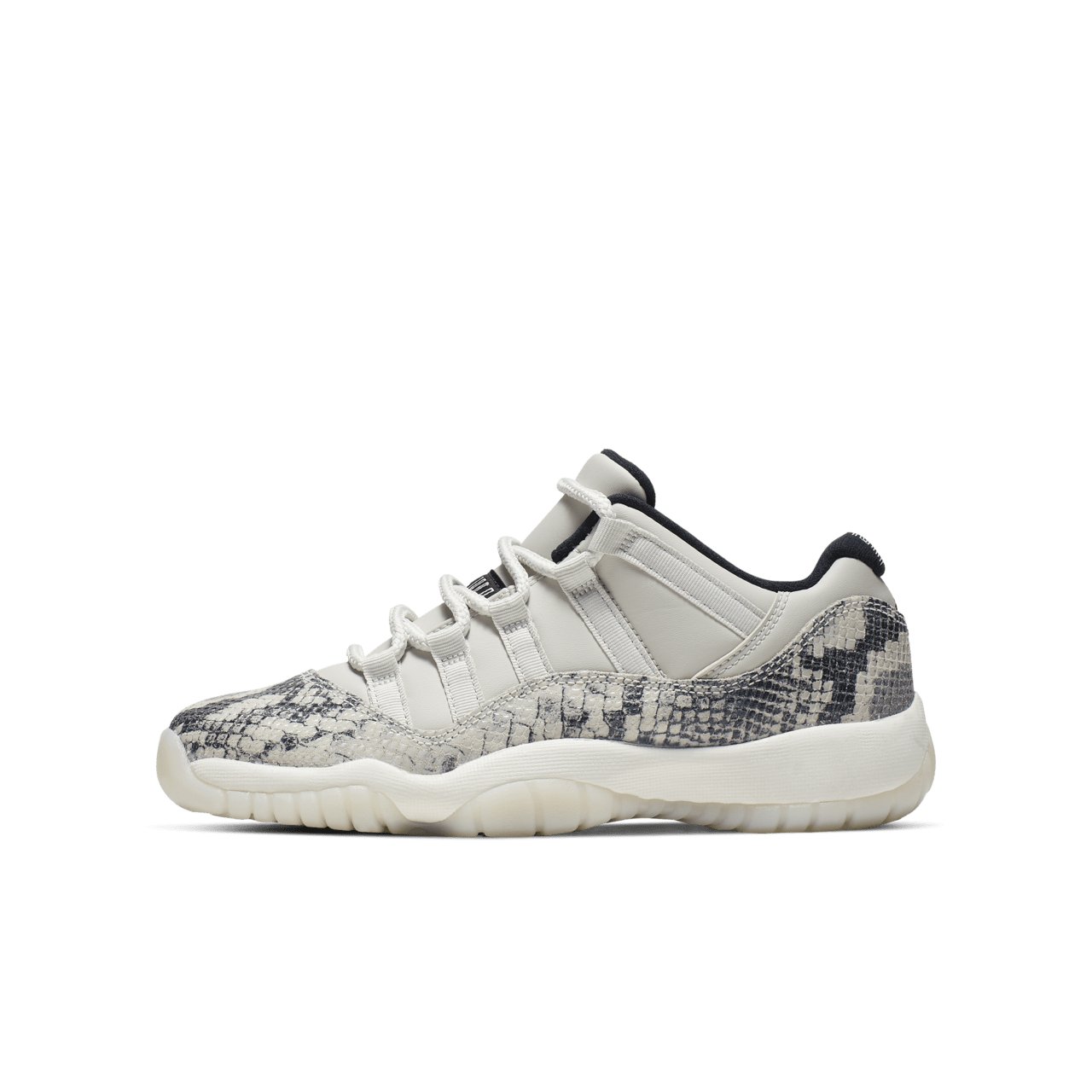 Air jordan 11 retro low le snakeskin on sale