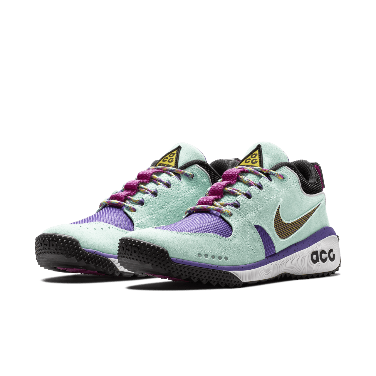 Nike ACG Dog Mountain Emerald Rise Black Release Date. Nike SNKRS