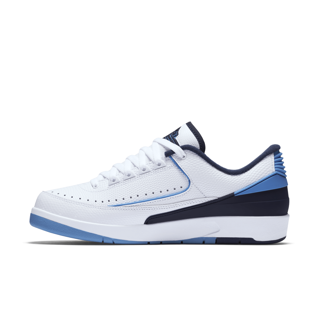 Air Jordan 2 Retro Low Midnight Navy Release Date. Nike SNKRS