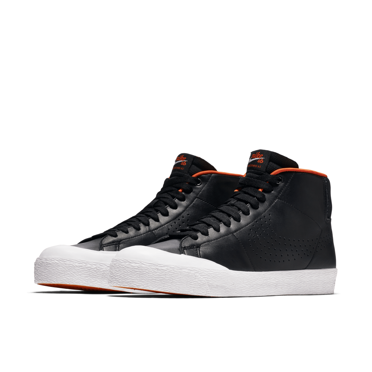 SB BLAZER MID XT