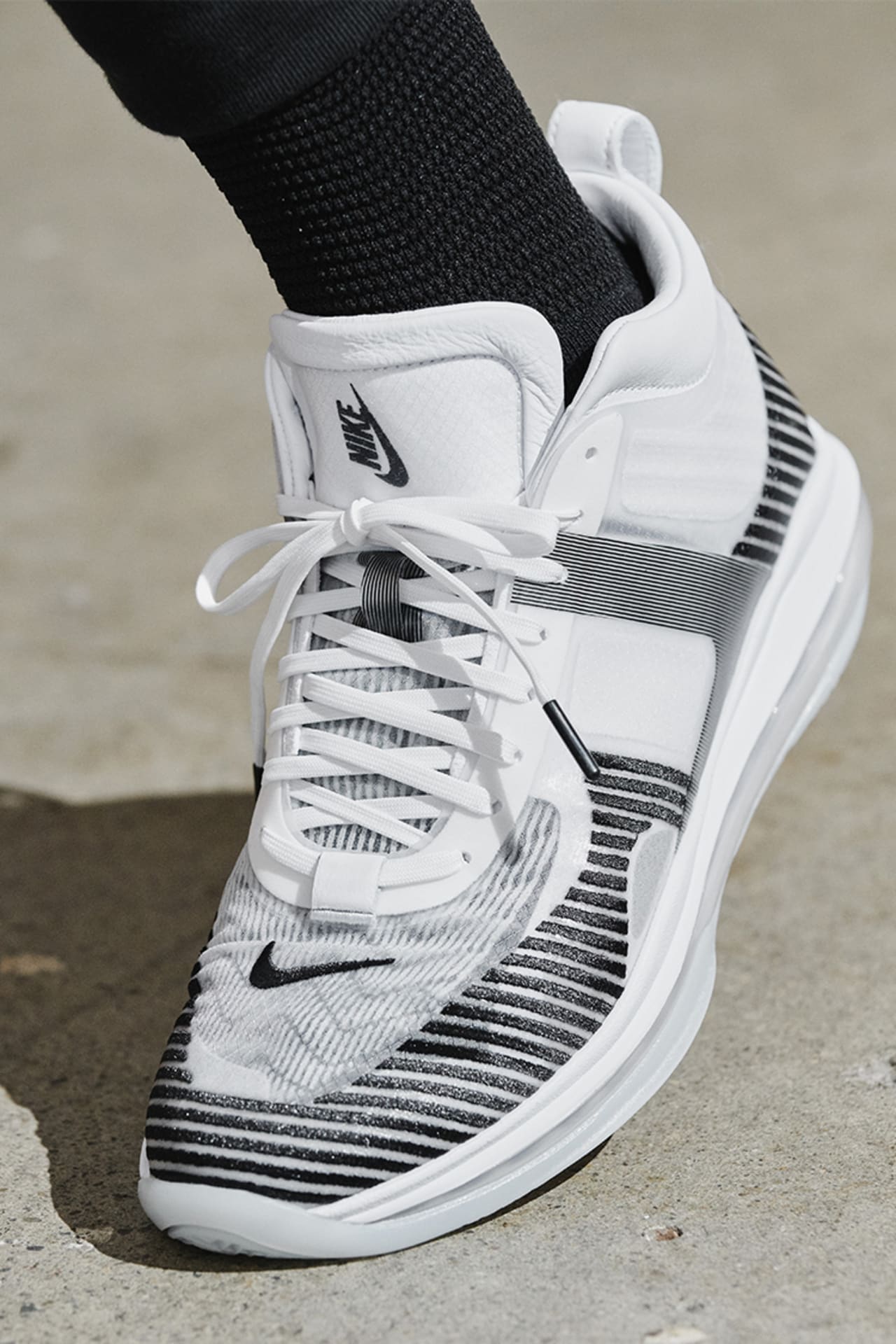 Nike LeBron x JE Icon 'White & Black' Release Date