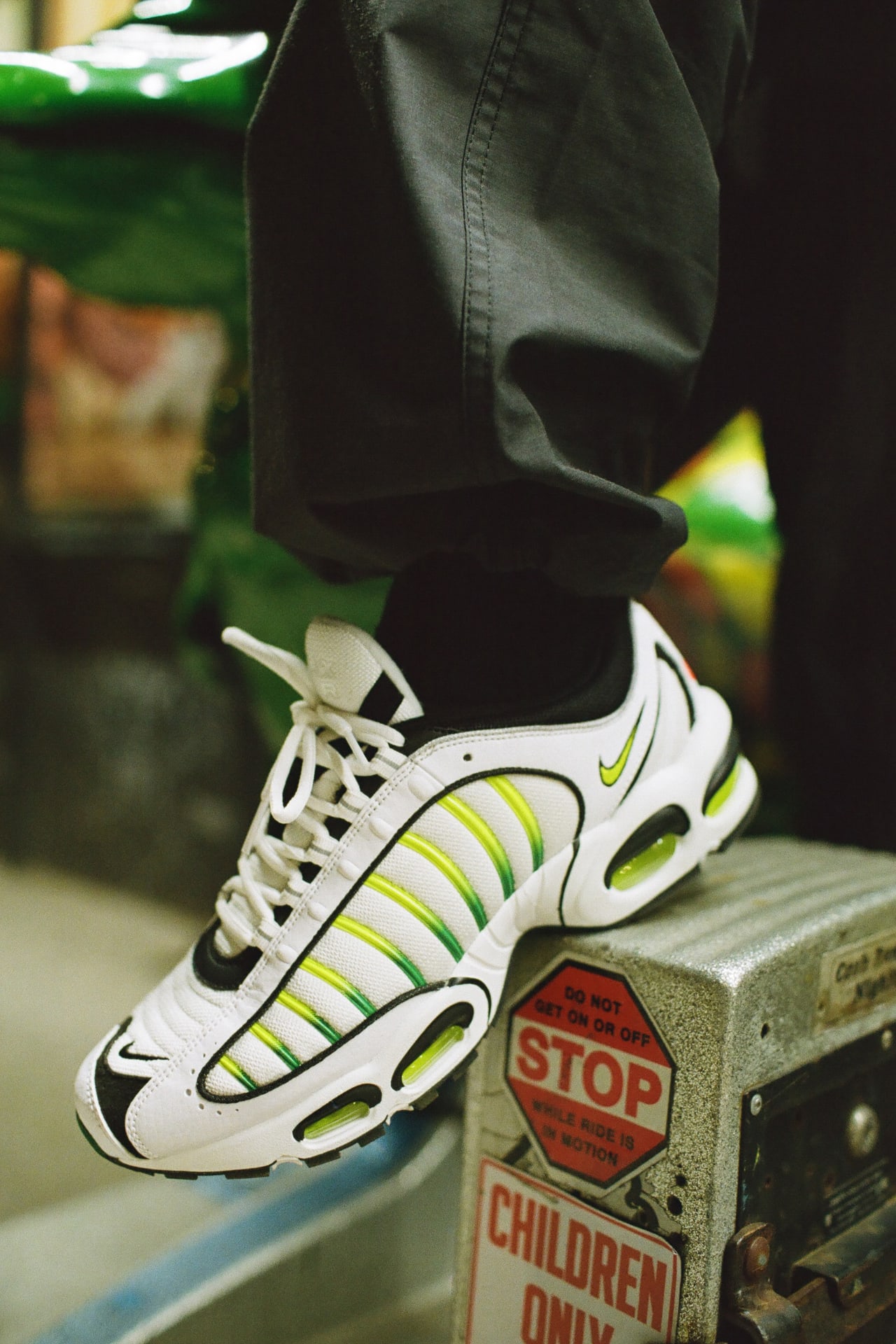 Nike air max tailwind og on sale