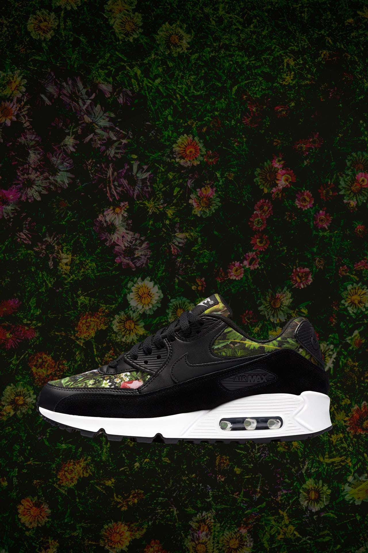 Nike air max black womens best sale