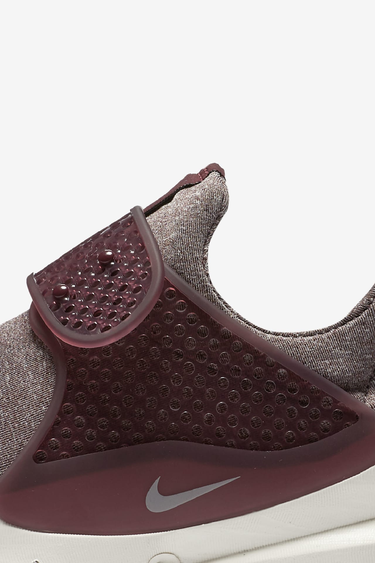 Nike Sock Dart Night Maroon für Damen