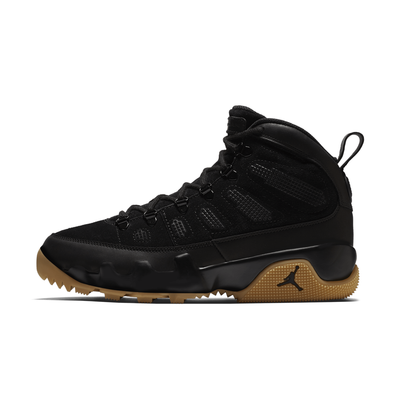 【NIKE公式】エア ジョーダン 9 レトロ ブーツ 'Black and Gum Light Brown' (AR4491-025/AIR JORDAN 9 RETRO BOOT NRG)