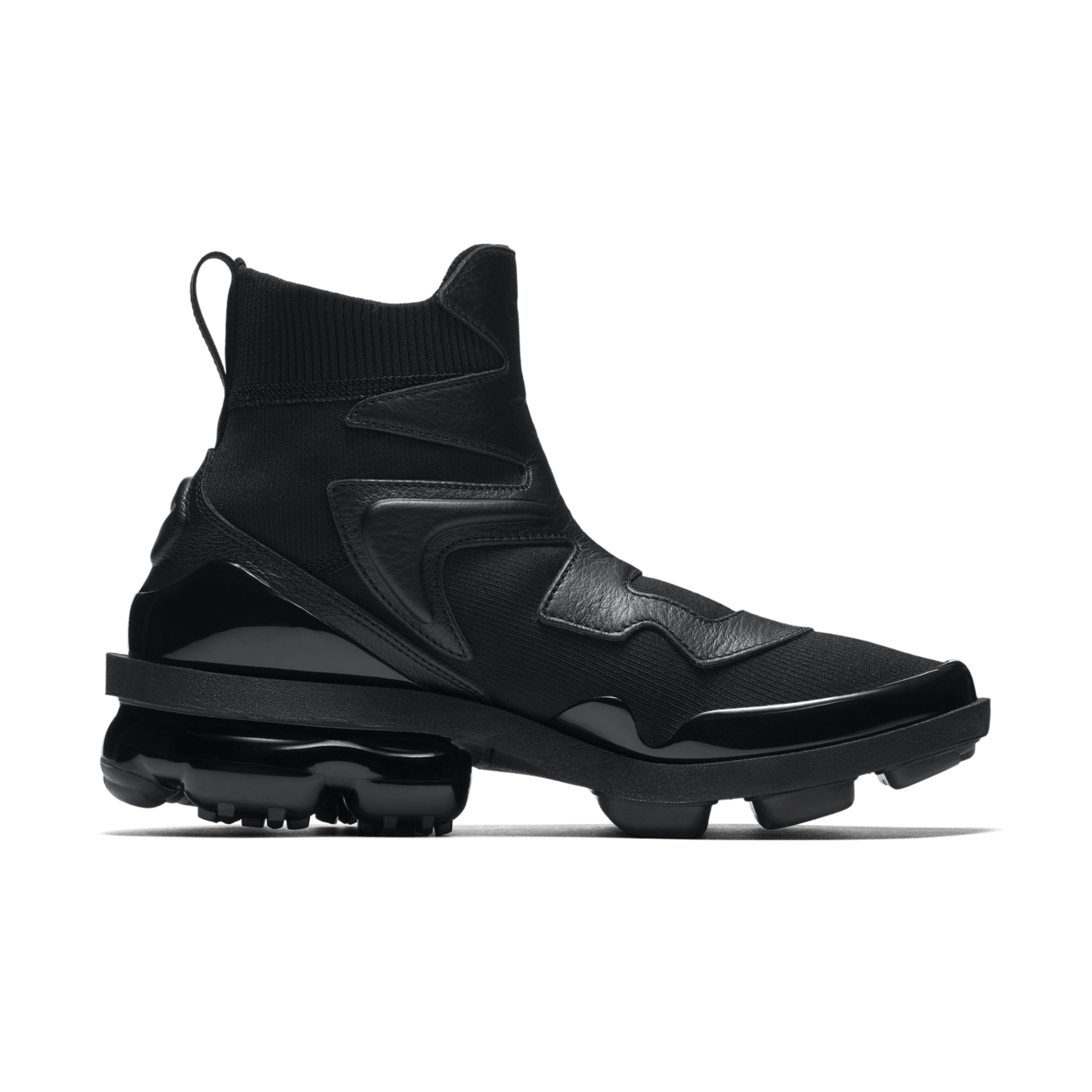 Women's Vapormax Light II 'Triple Black' Release Date