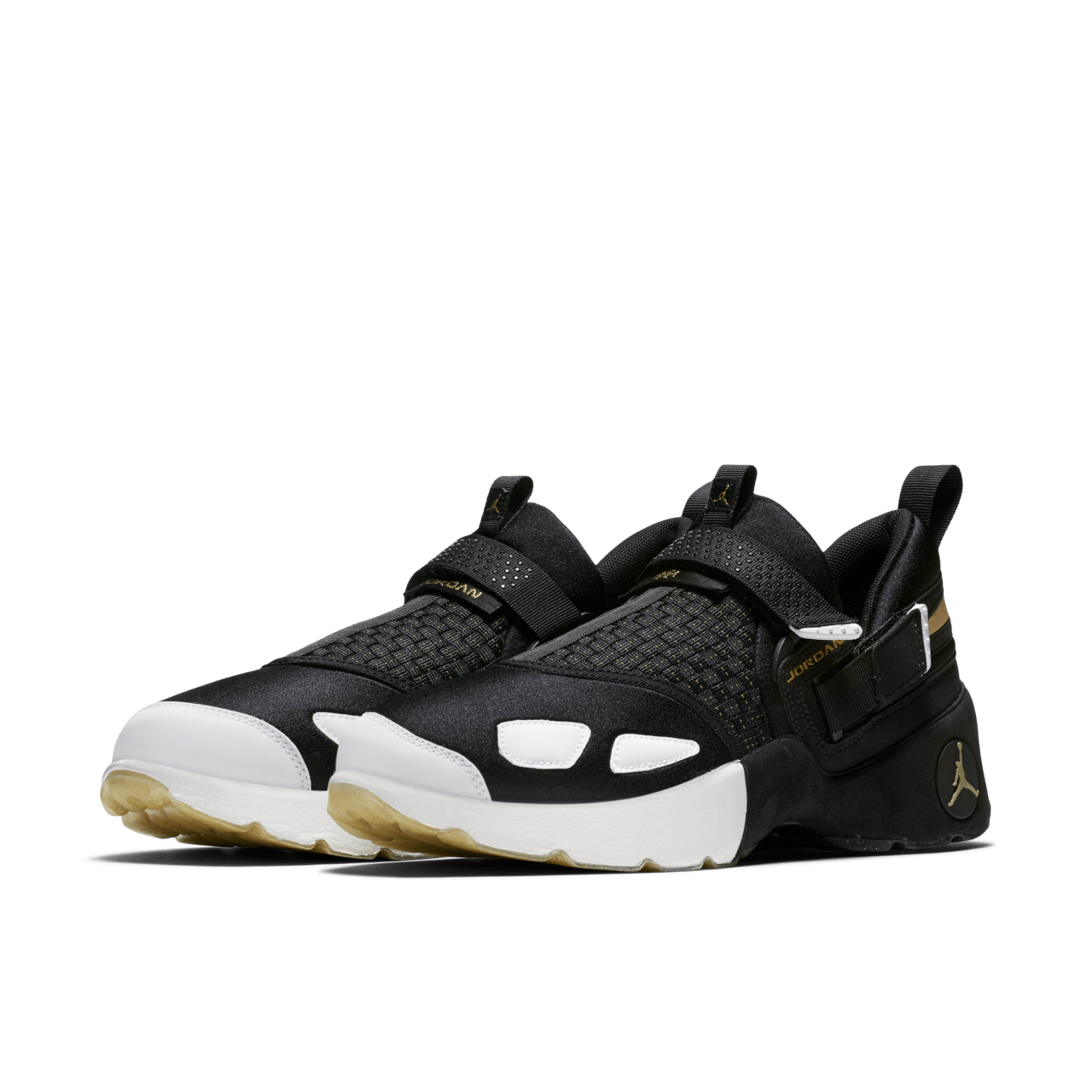 Jordan Trunner LX BHM 2017. Nike SNKRS