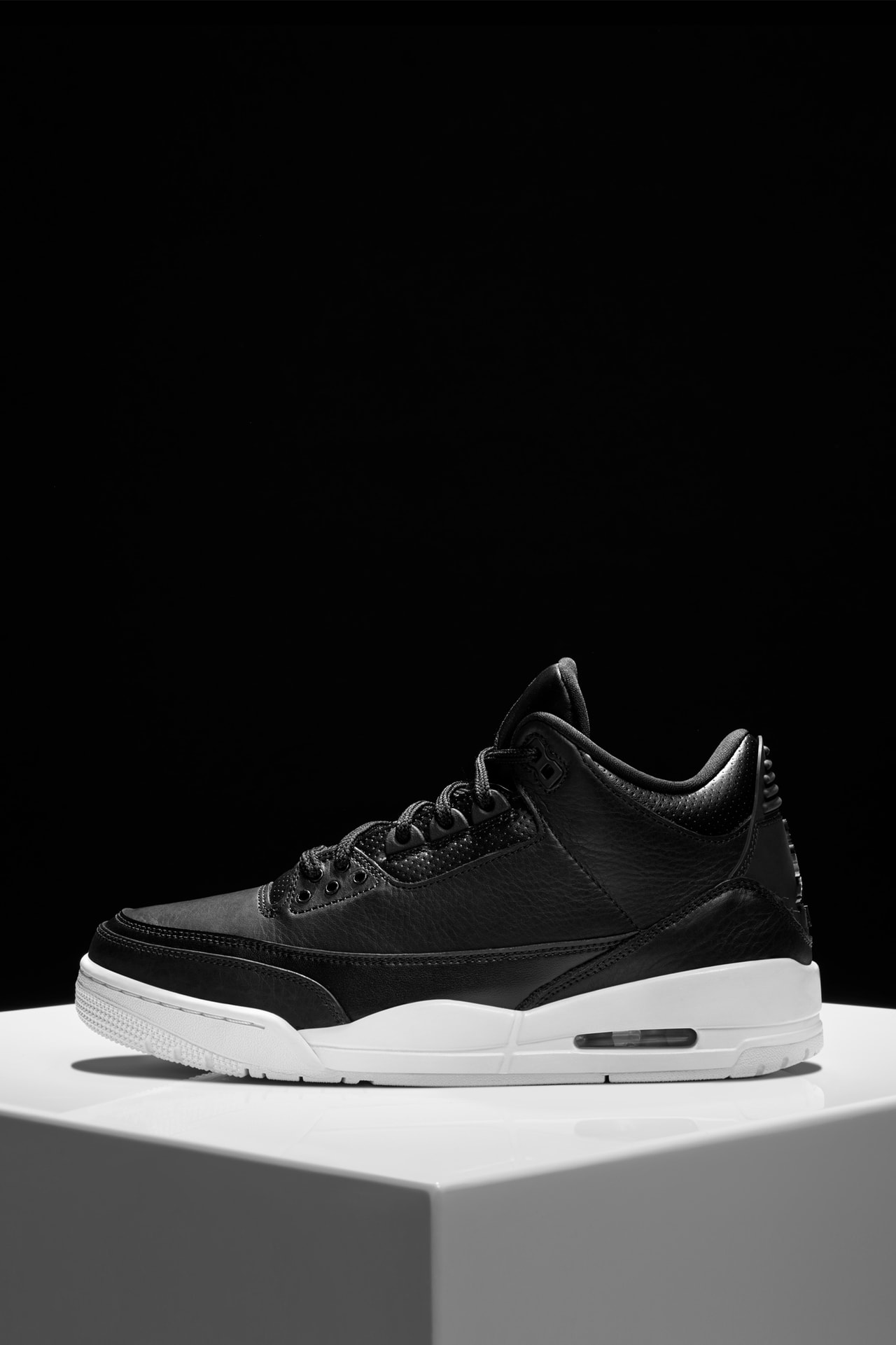 Nike air jordan 3 retro black online