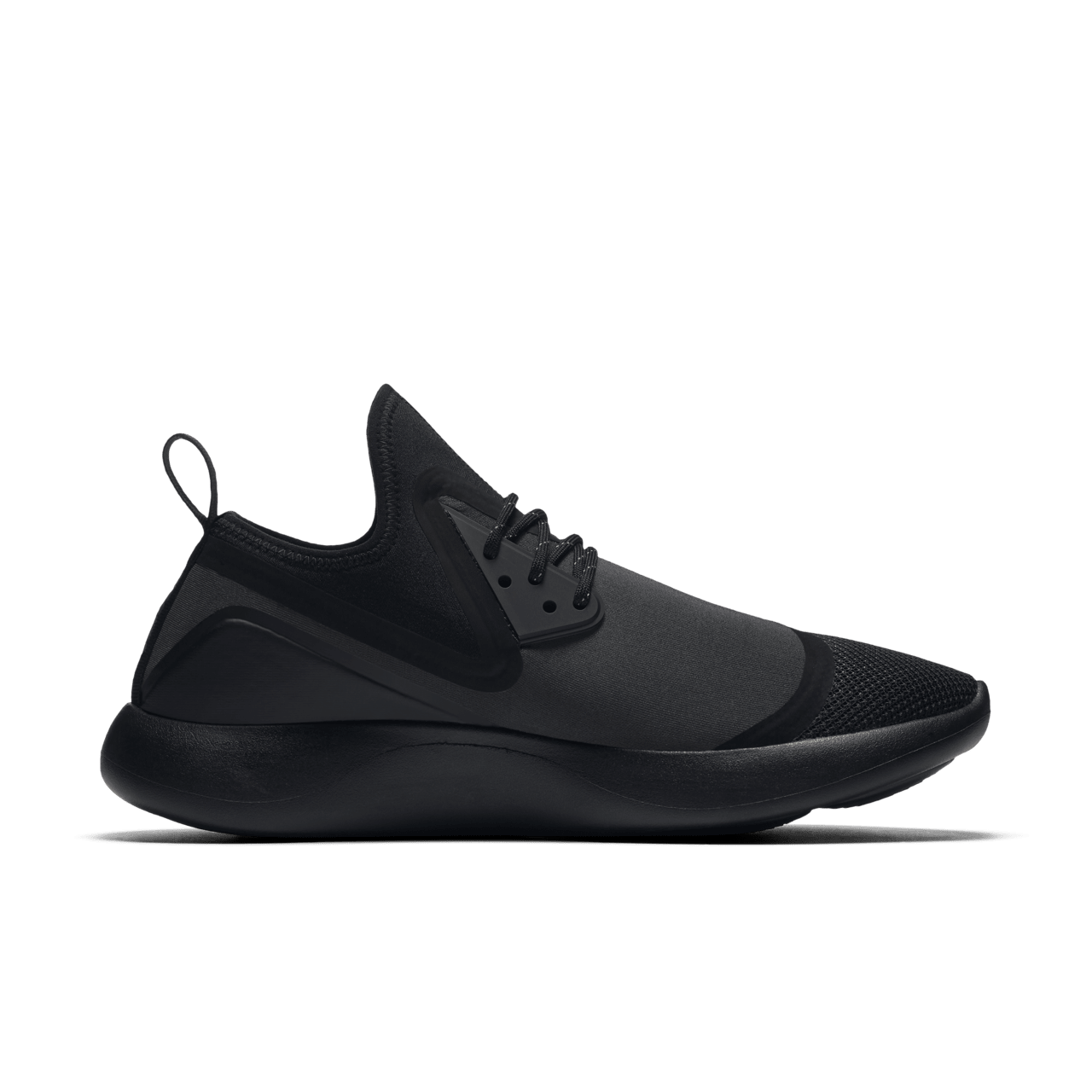 Nike LunarCharge Essential Triple Black Nike SNKRS