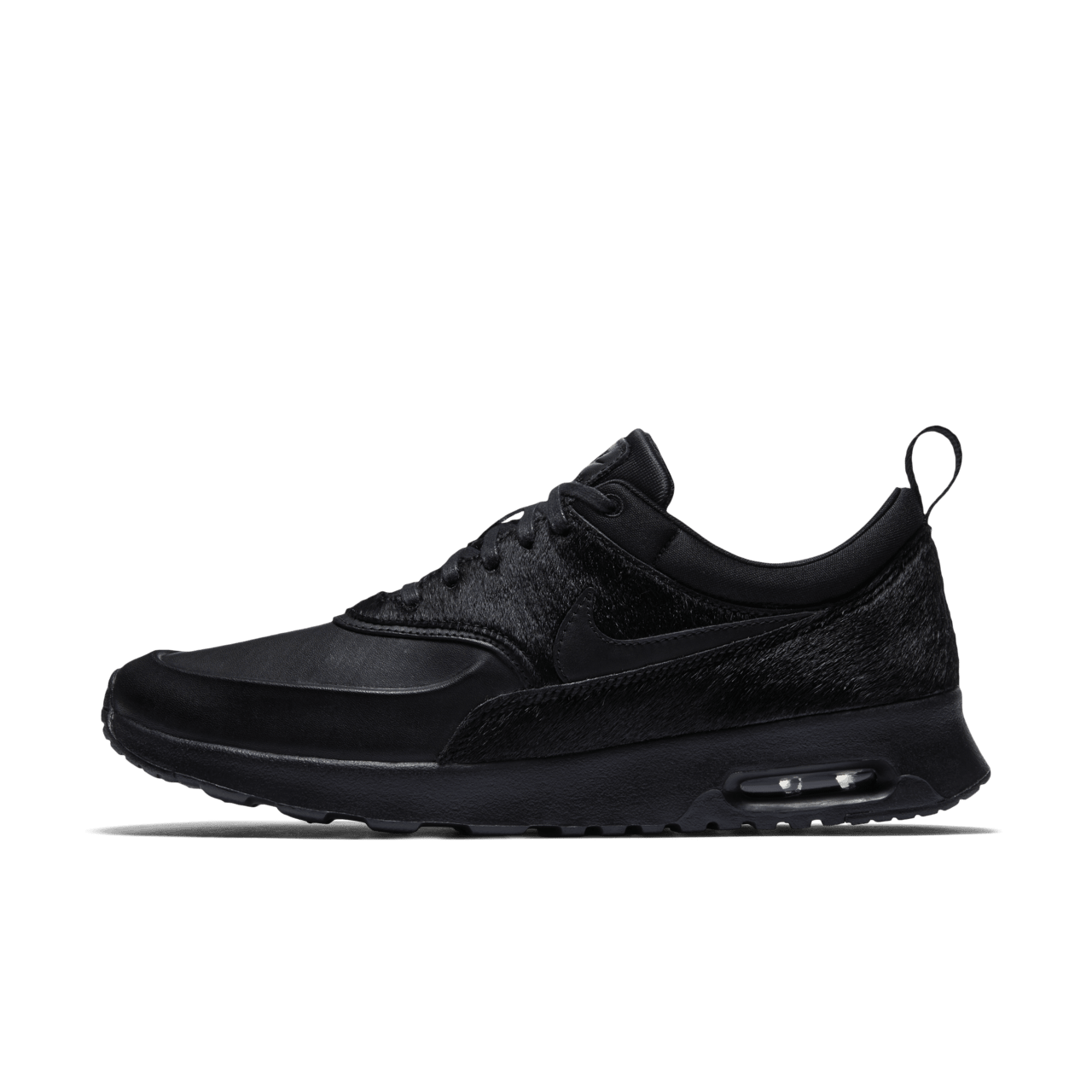 Nike triple black best sale