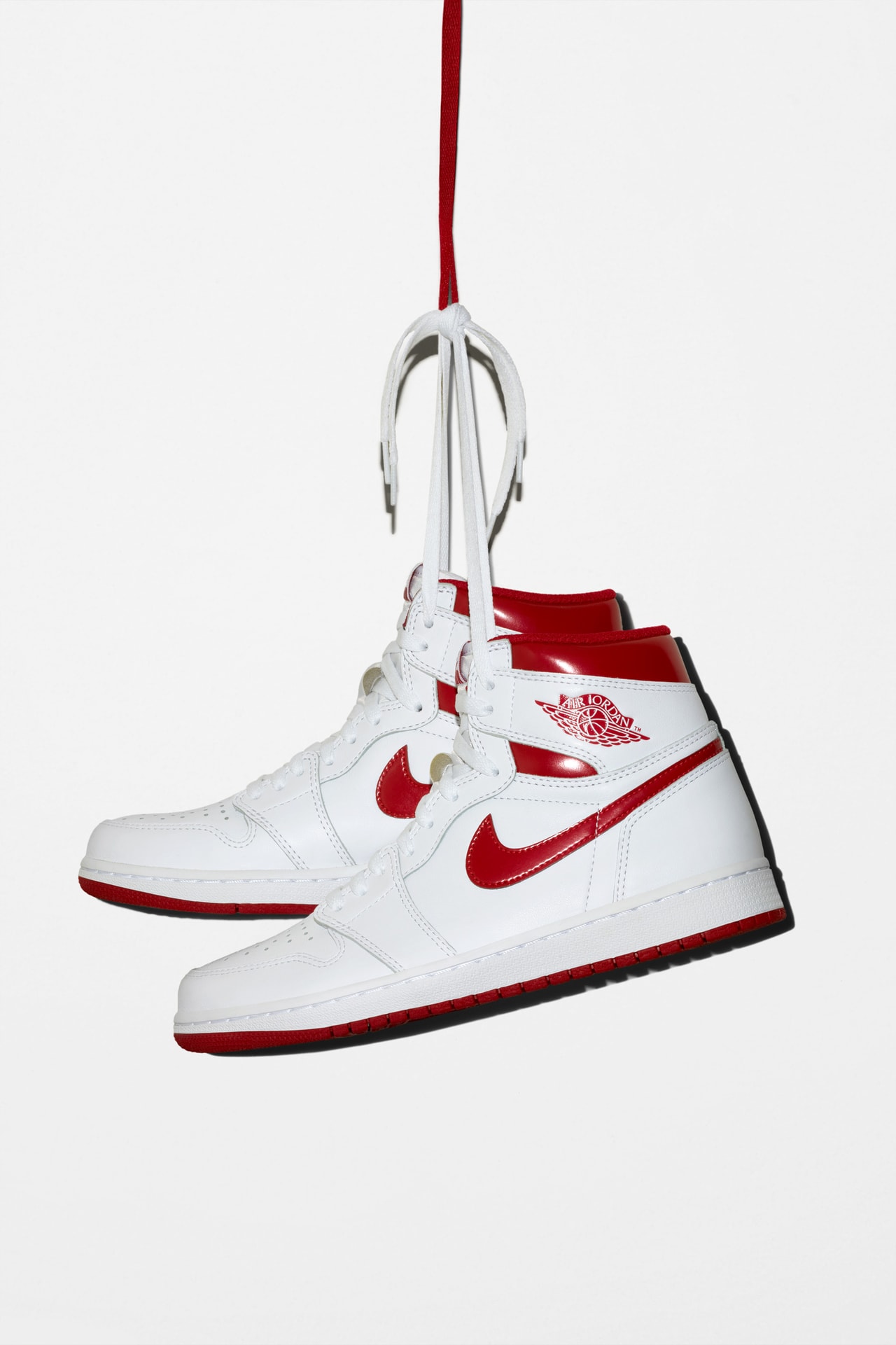 Nike jordan 1 metallic red online