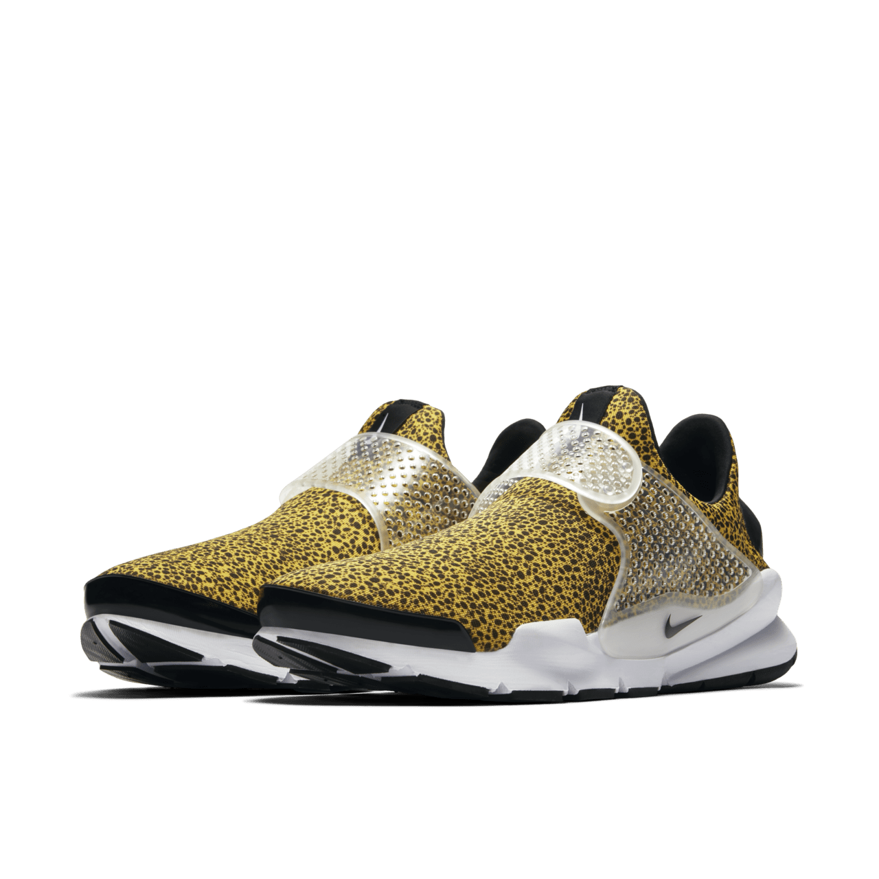 Nike gold dart hotsell