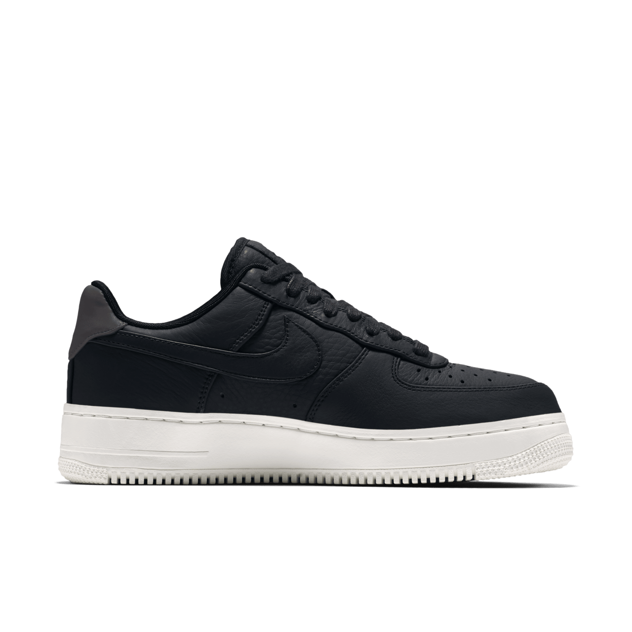 NIKELAB AIR FORCE 1 LOW