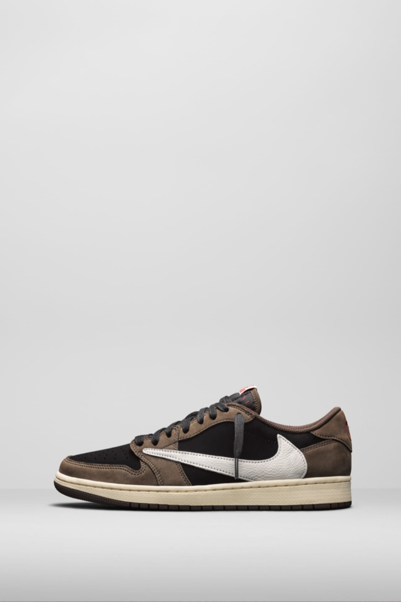 Air jordan i low travis scott online