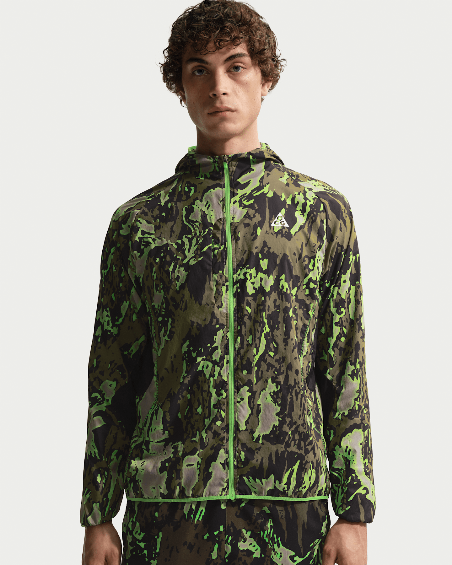 Мужская куртка для трейлраннинга Nike ACG, цвет: Серый / Чёрный — фото 9