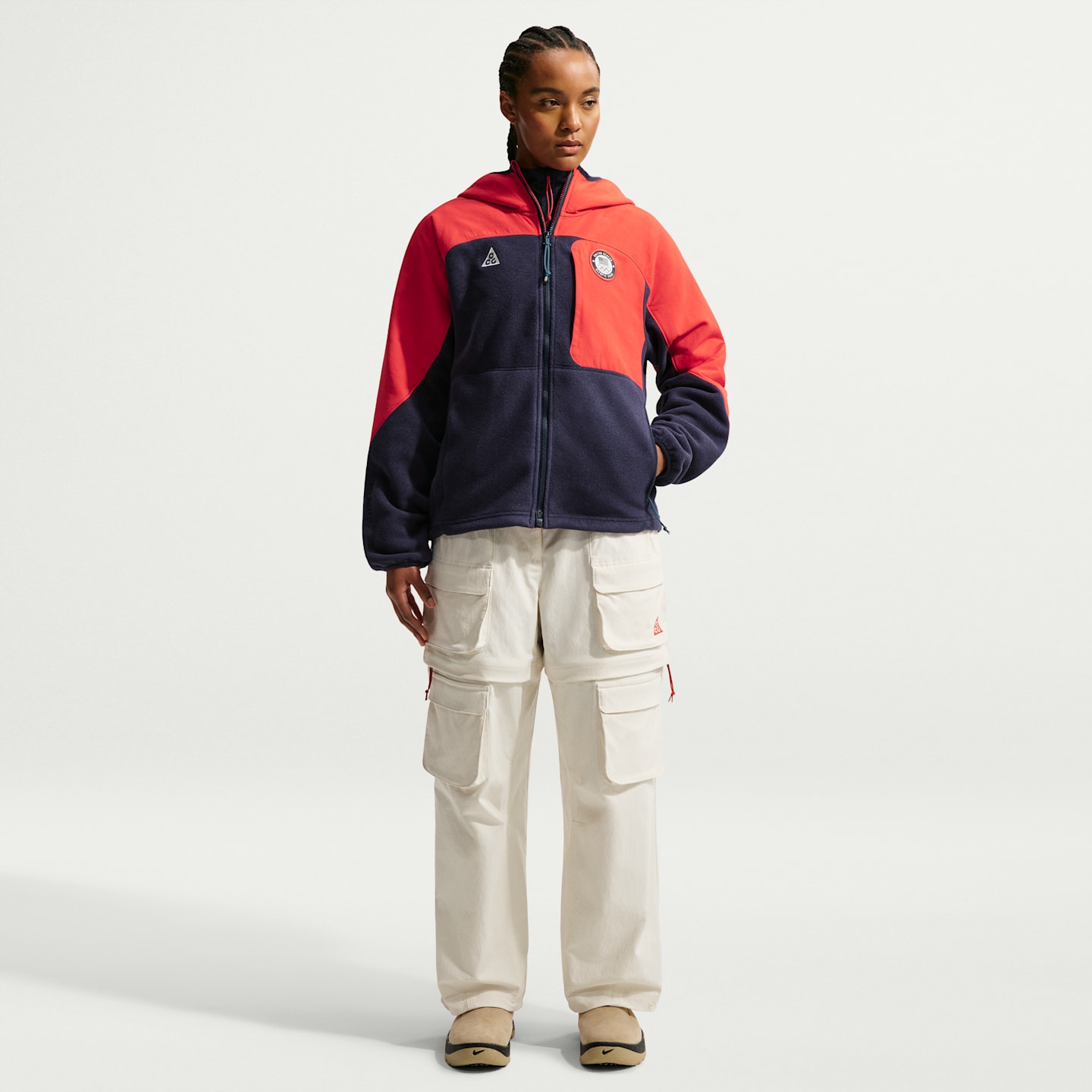 Женская куртка на молнии Nike ACG x United States Olympic Team, цвет: Обсидиановый / Красный — фото 4