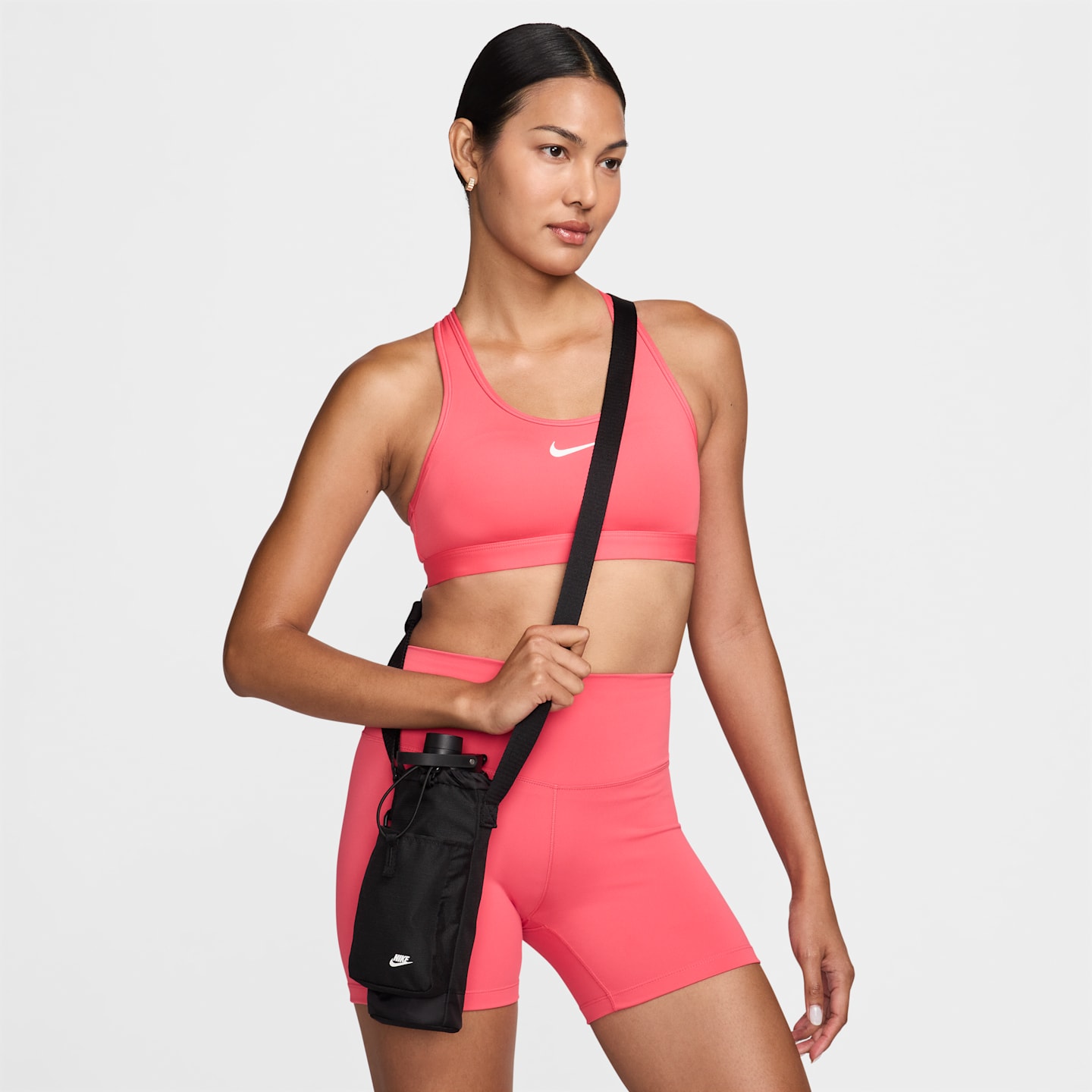 Женские кроссовки Nike Club Hydration Carrier, цвет: Чёрный / Белый — фото 1