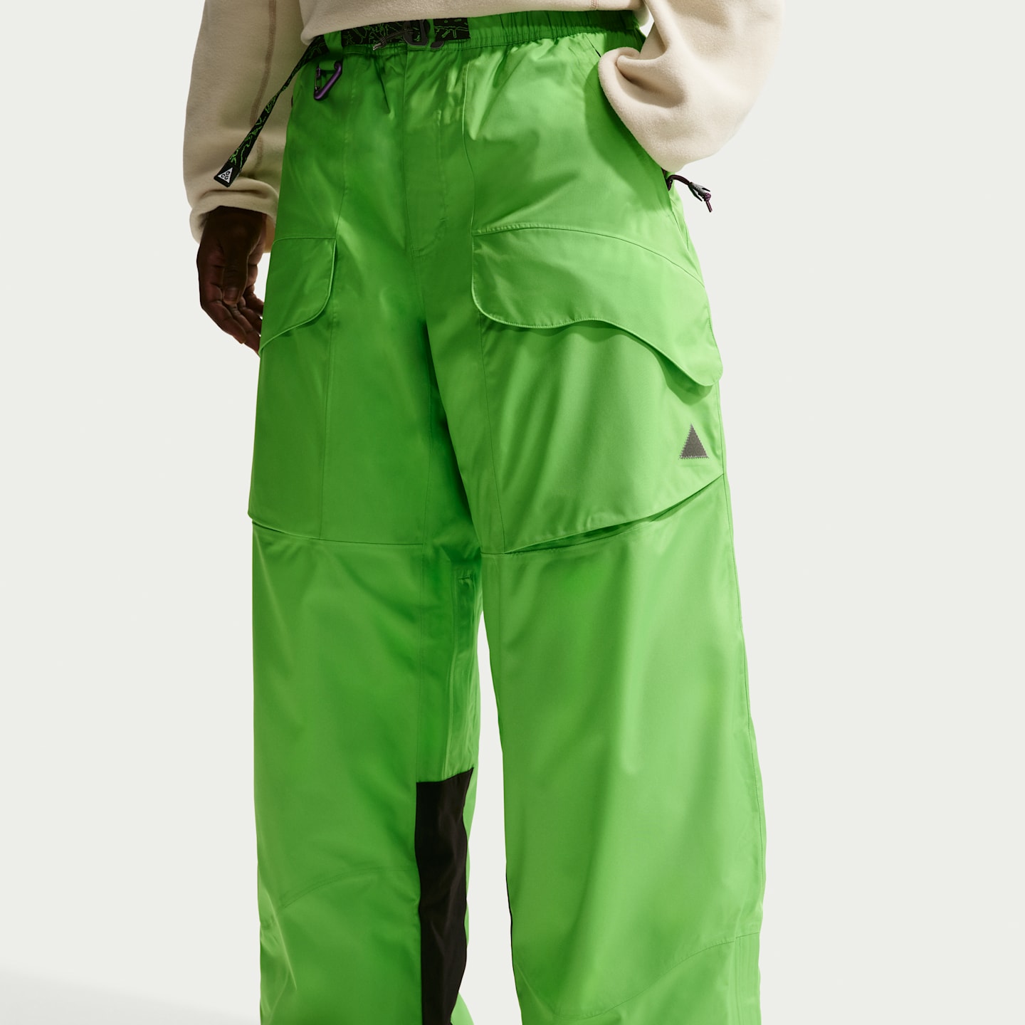 Мужские брюки Nike ACG Skull Peak Storm-FIT Dolomite, цвет: Зелёный / Чёрный — фото 2