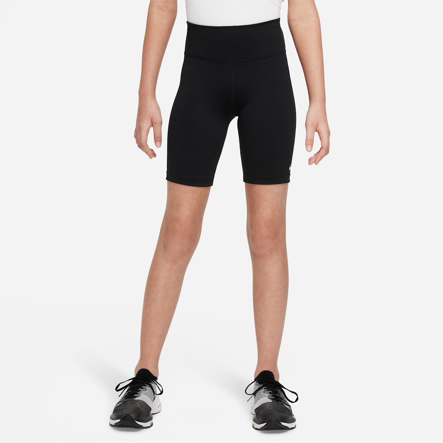 Детские байкерские шорты для девочек Nike One, цвет: Чёрный / Белый — фото 1
