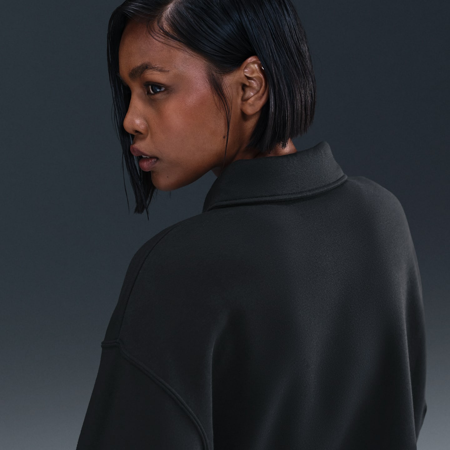 Женский топ Nike Sportswear Phoenix Fleece Loose Collared Pull-Over, цвет: Чёрный — фото 2