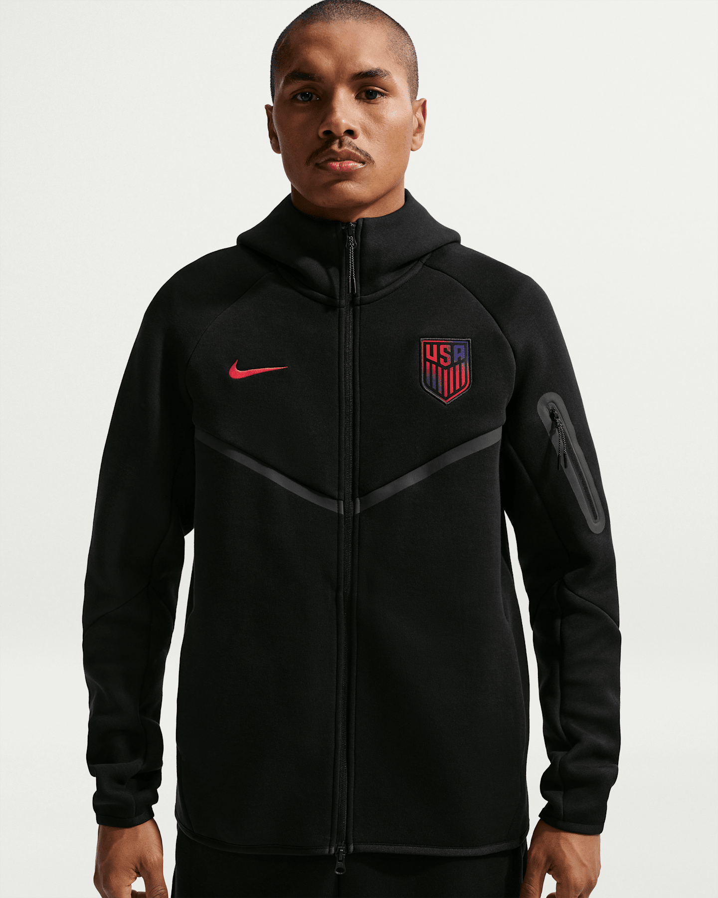Мужская футбольная худи на молнии Nike Usmnt Tech Fleece Windrunner, цвет: Чёрный / Красный — фото 6