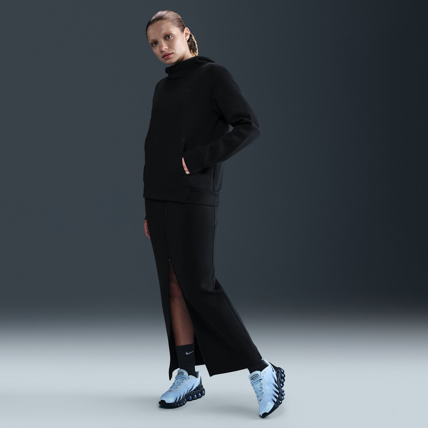 Женское худи Nike Sportswear Tech Fleece, цвет: Чёрный — фото 4