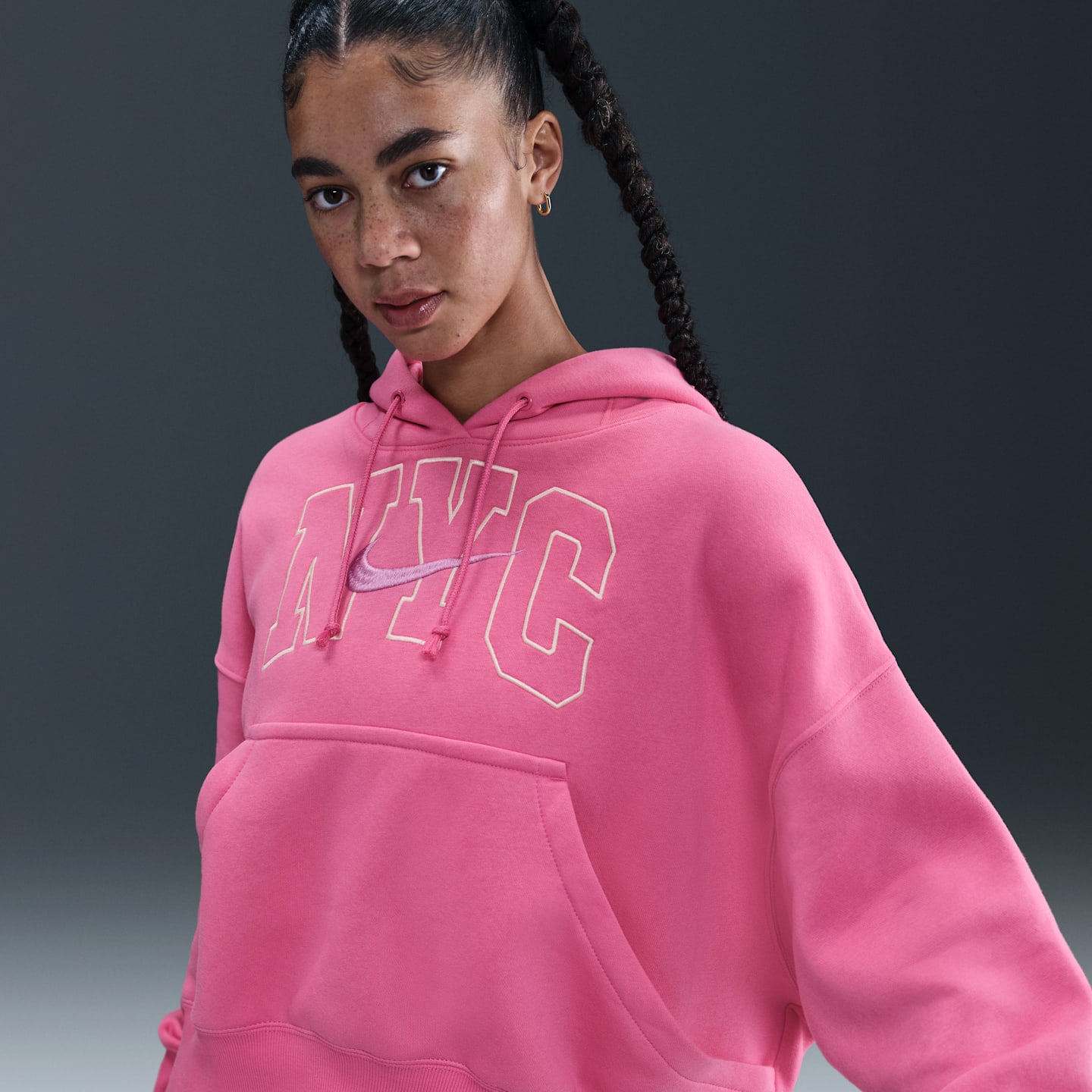 Женское худи Nike Sportswear Phoenix Fleece Over-Oversized, цвет: Фуксия / Потёртый коралловый