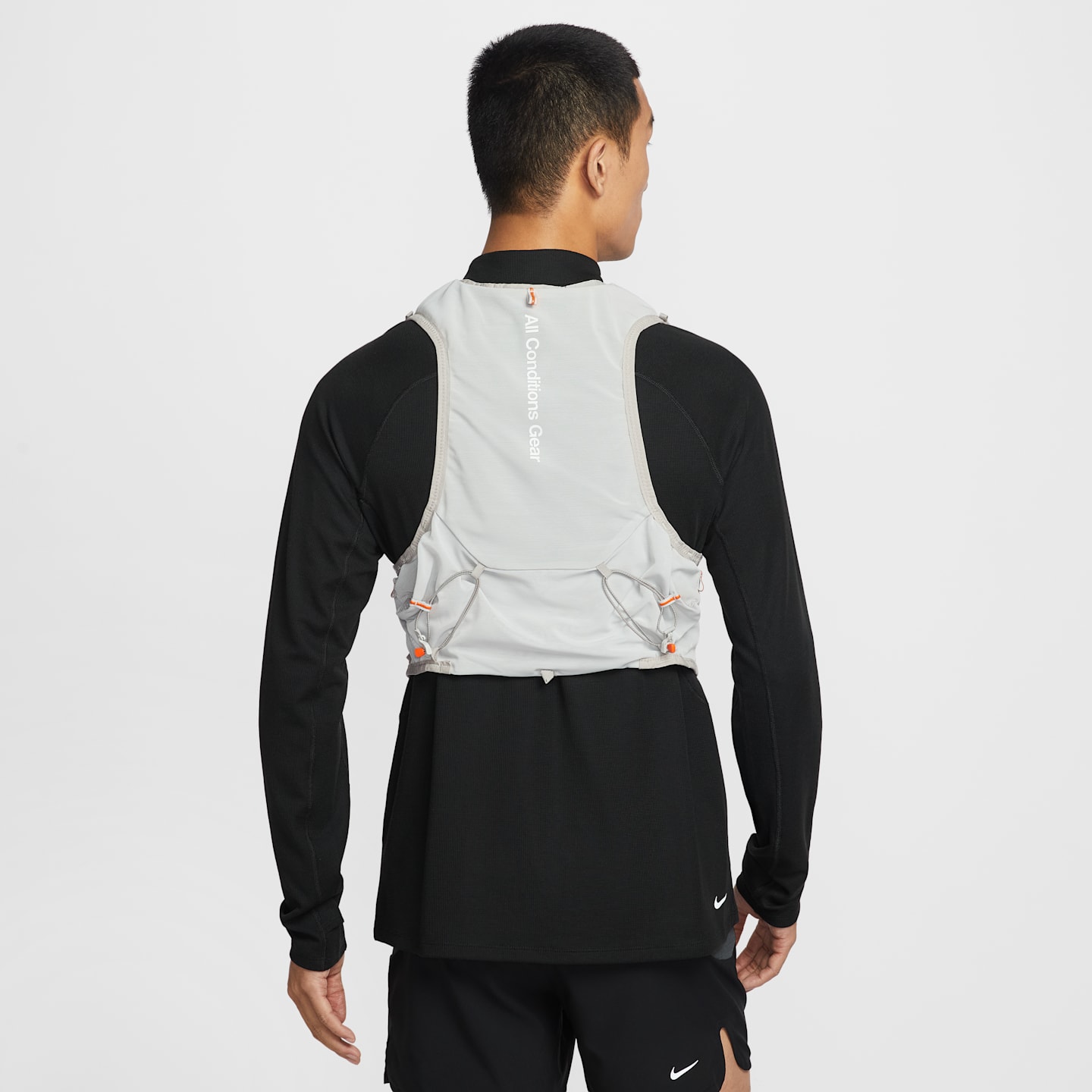 Жилет Nike ACG Goat Pack, 5 л, цвет: Серый туманный / Оранжевый — фото 2