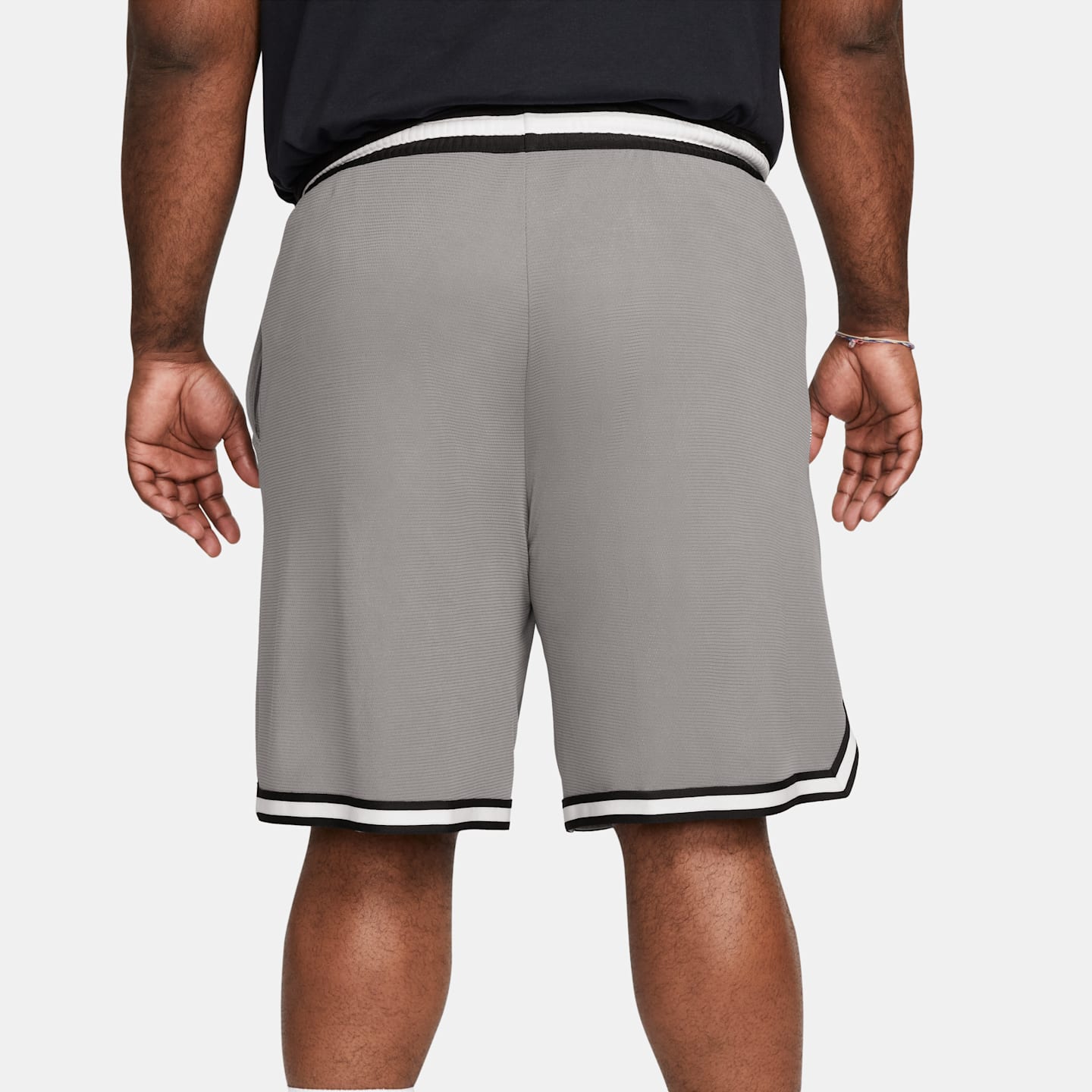 Мужские баскетбольные шорты Nike Dri-FIT DNA, цвет: Холодный серый / Чёрный — фото 10