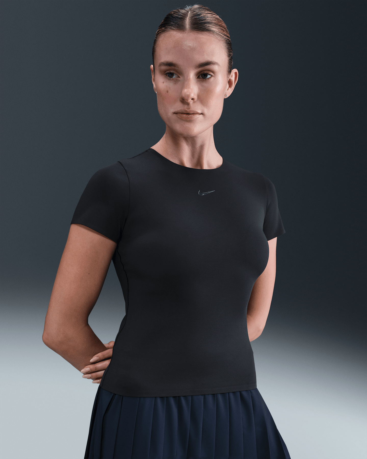 Женский топ с коротким рукавом Nike Form, цвет: Чёрный / Дымчатый серый — фото 6