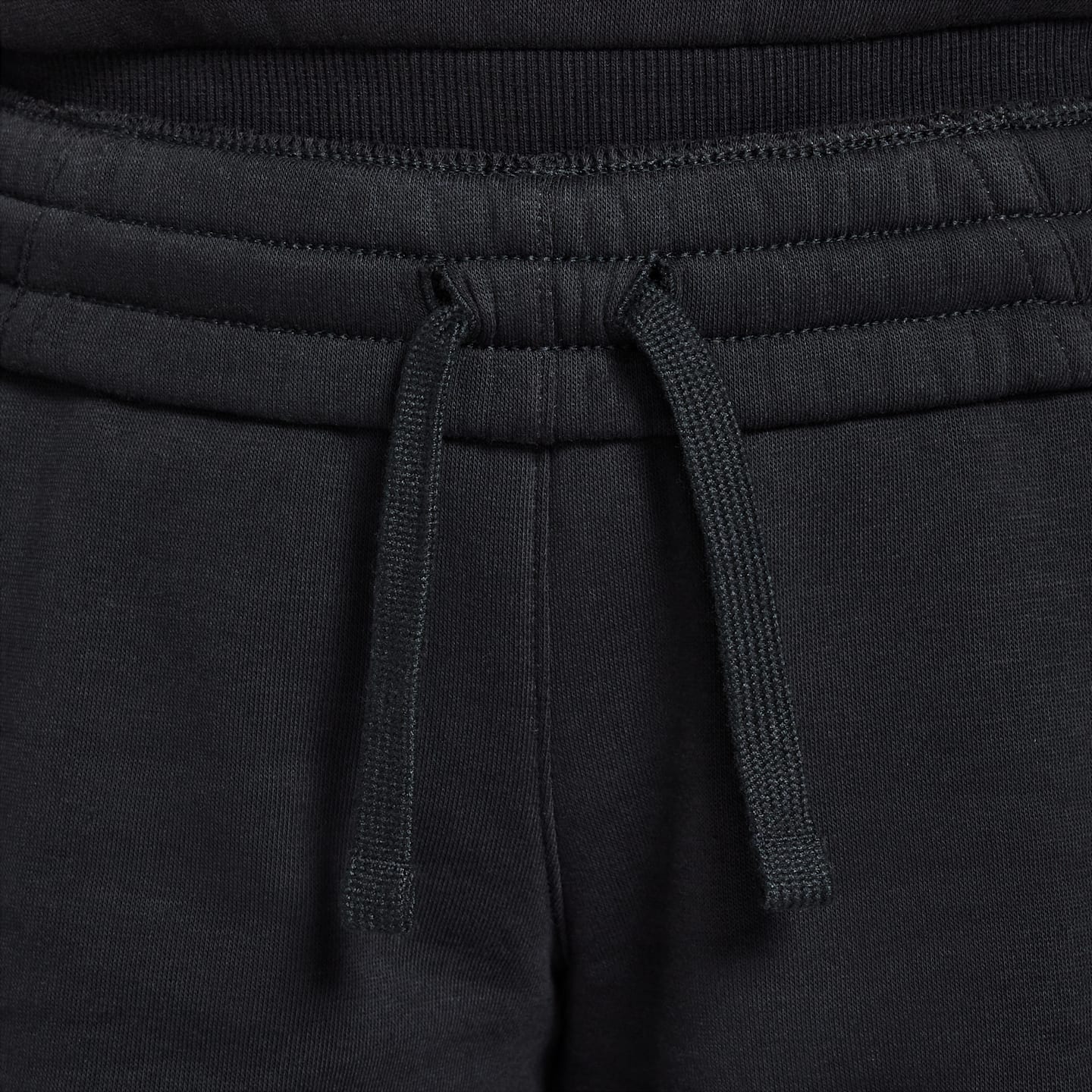 Детские флисовые шорты-карго Nike Sportswear Club, цвет: Чёрный / Белый — фото 6
