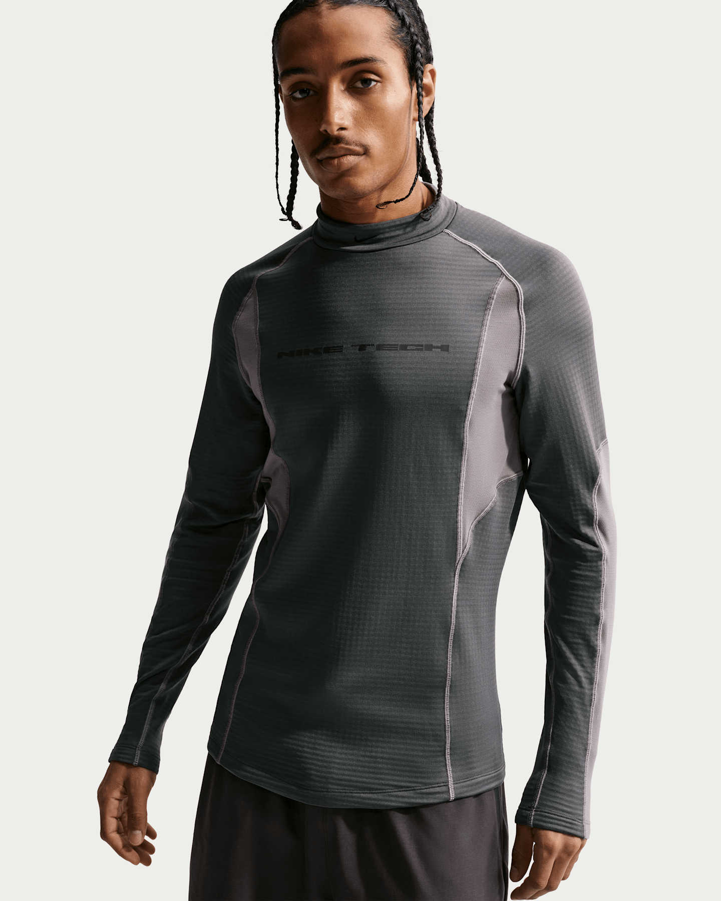 Мужской термолонгслив Nike Tech, цвет: Железный серый / Чёрный — фото 7