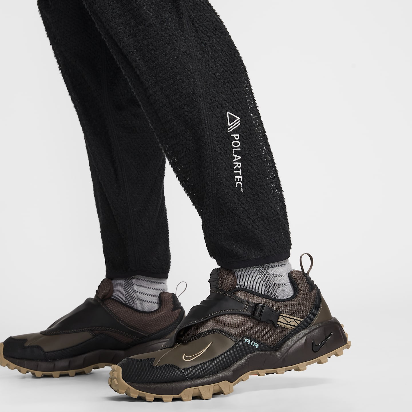 Мужские брюки Nike ACG Wolf Lichen, цвет: Чёрный / Антрацитовый — фото 7