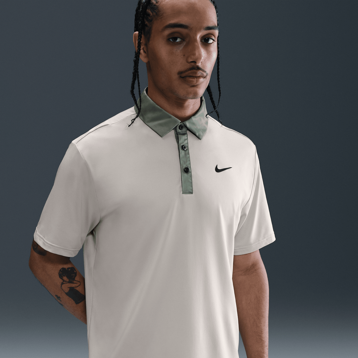 Мужское поло Nike Tour Dri-FIT Golf Polo, цвет: Коричневый / Глиняный зелёный — фото 1