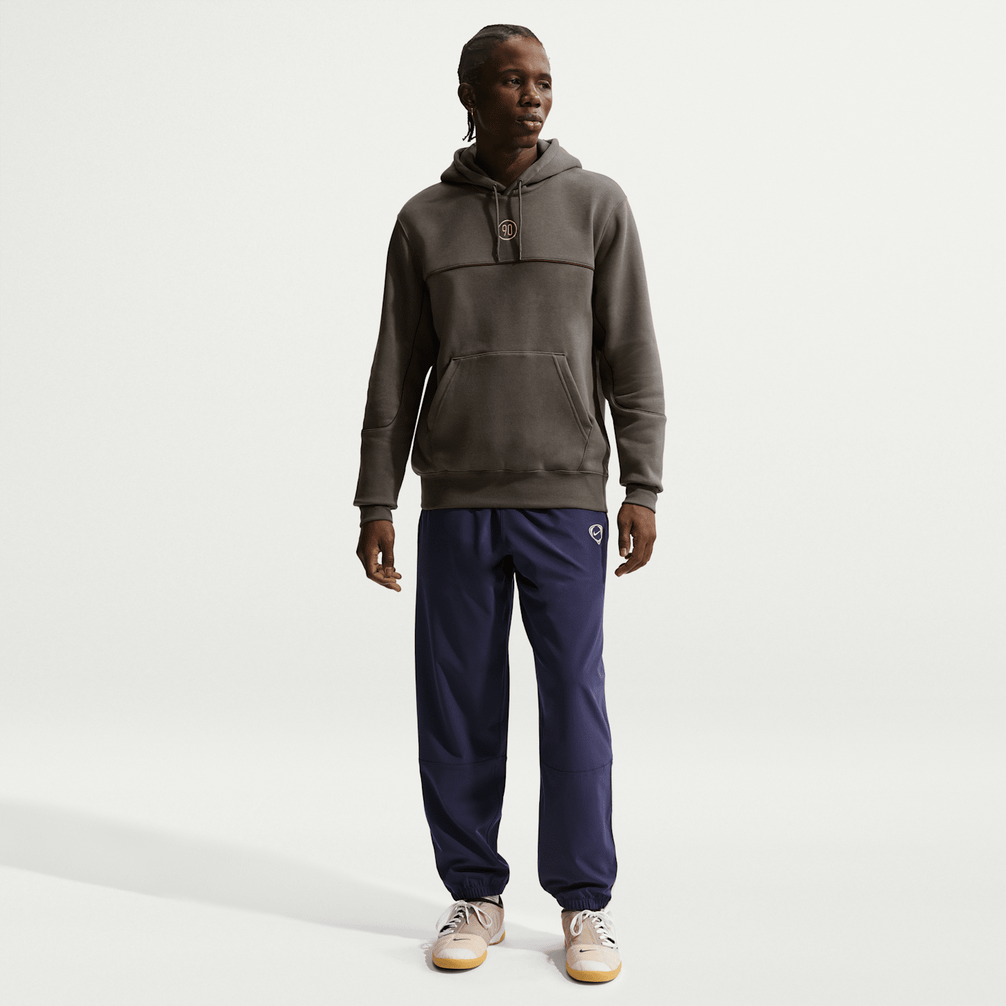 Мужское футбольное худи Nike Club Total 90, цвет: Бордовый / Золотой — фото 4